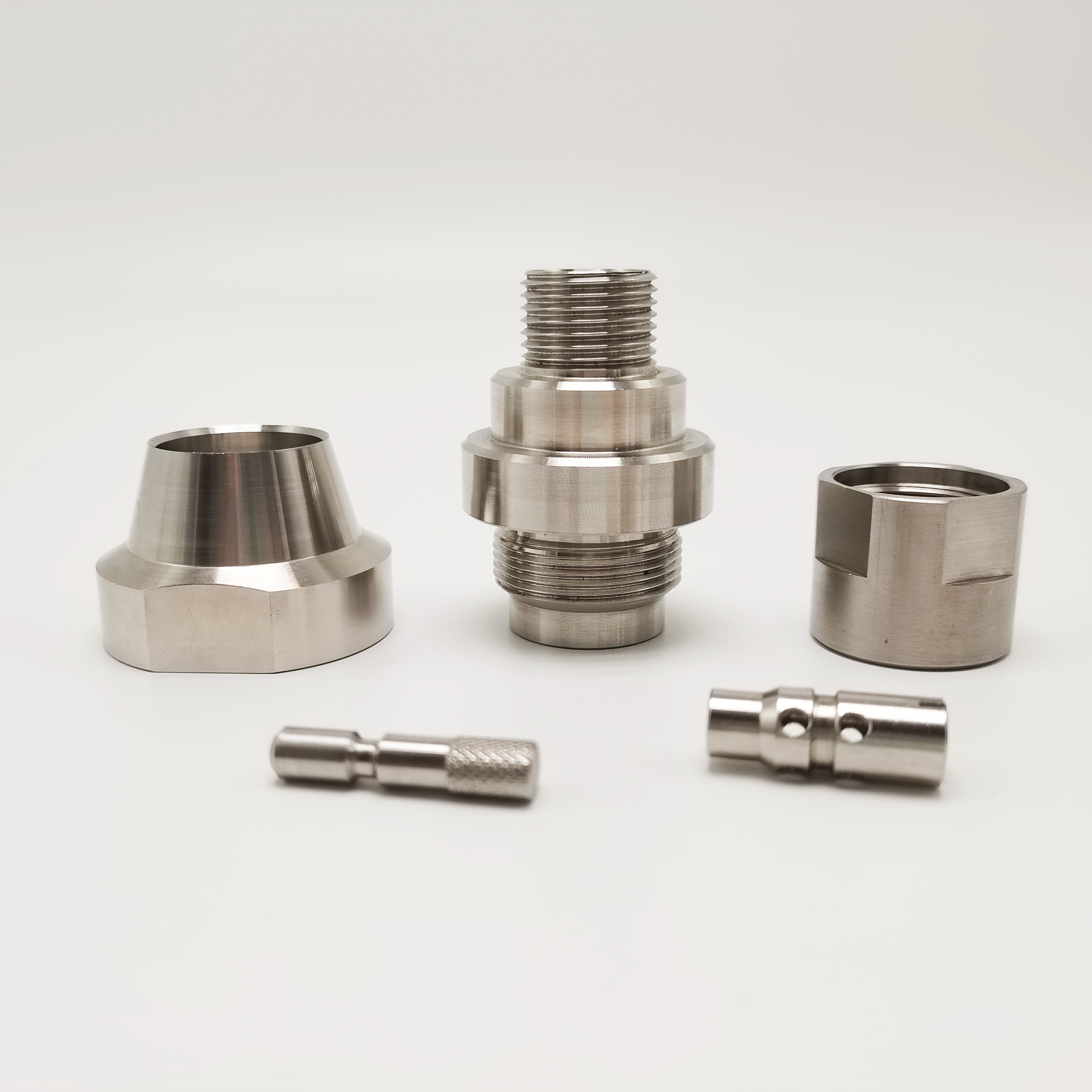 激光燒結(jié)快速成型技術(shù)生產(chǎn)助聽器設(shè)備的基本流程