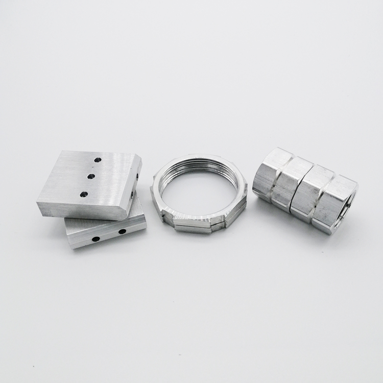 手板廠的生產效率決定了手板的價格